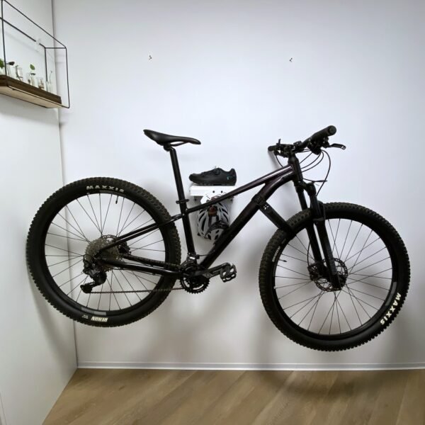 RACKun M_MTB bike rack RACKUN M - MTB Wall Bike Rack